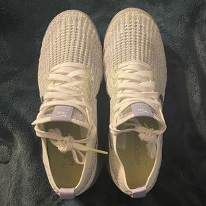 Nike Women's Air Vapormax Flyknit 3 Running Shoe